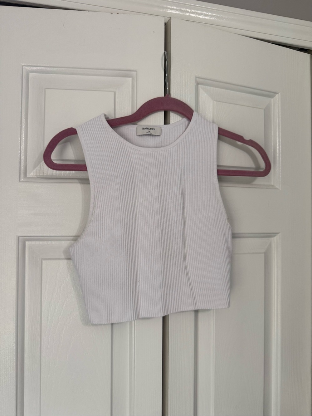 Babaton White Ribbed Cropped Tank